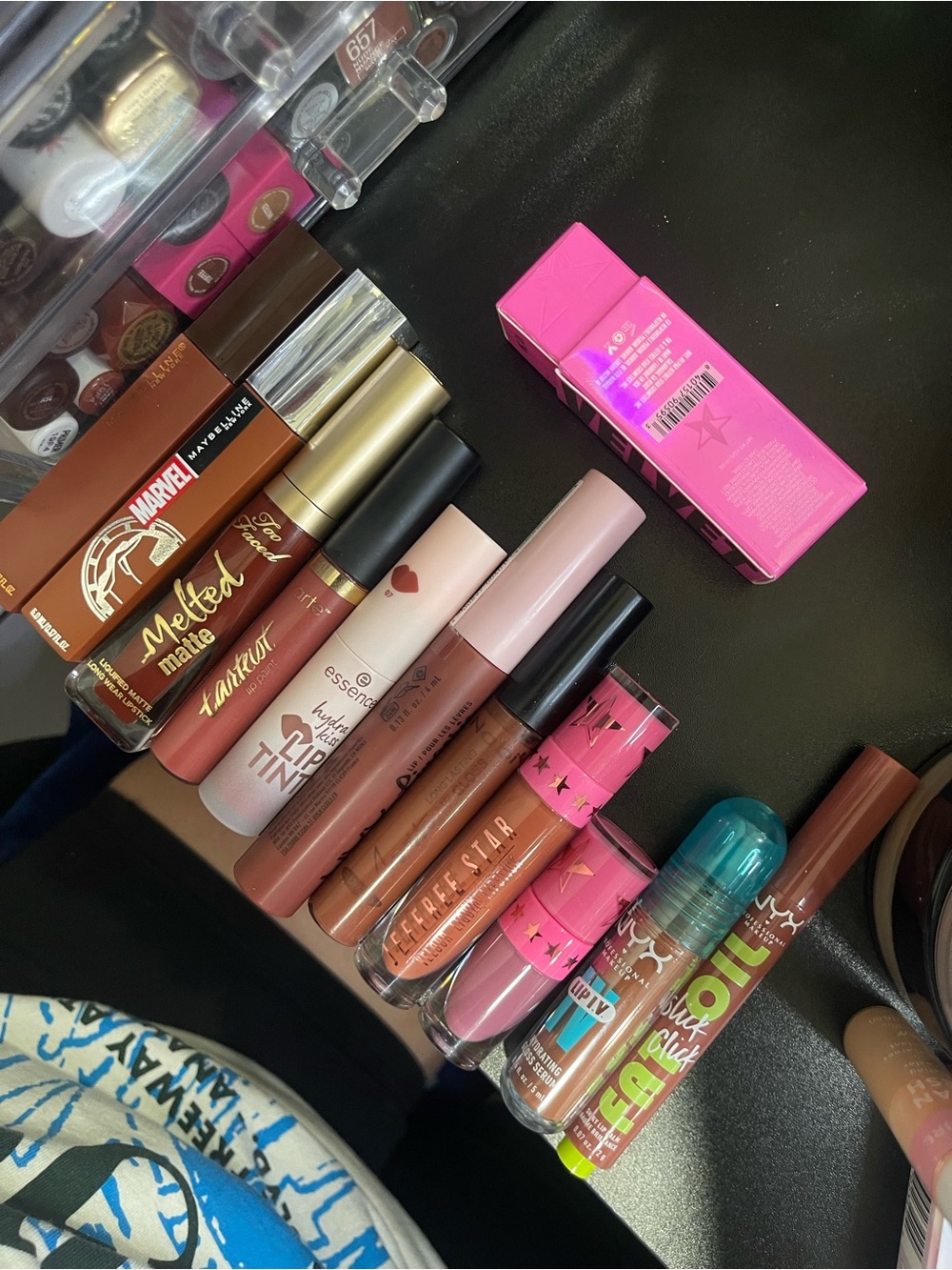 Jeffree Star Liquid Lipstick & Lip Gloss Mix - Pink, Nude, Brown Tones
